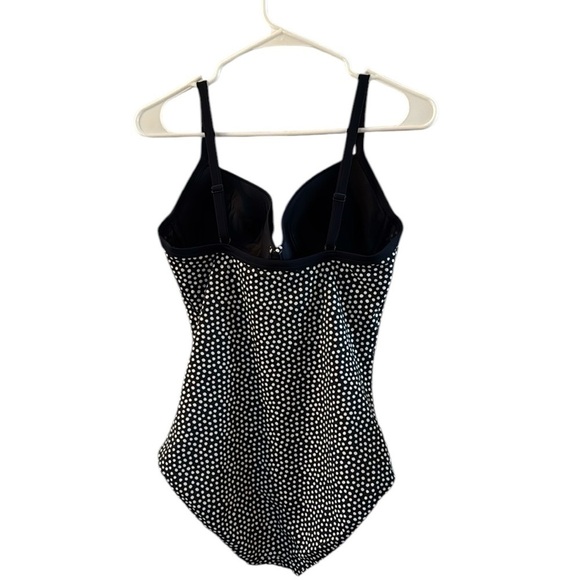 Boden Navy Blue and White Polka Dot One Piece Swimsuit size 36DD - Picture 2 of 4